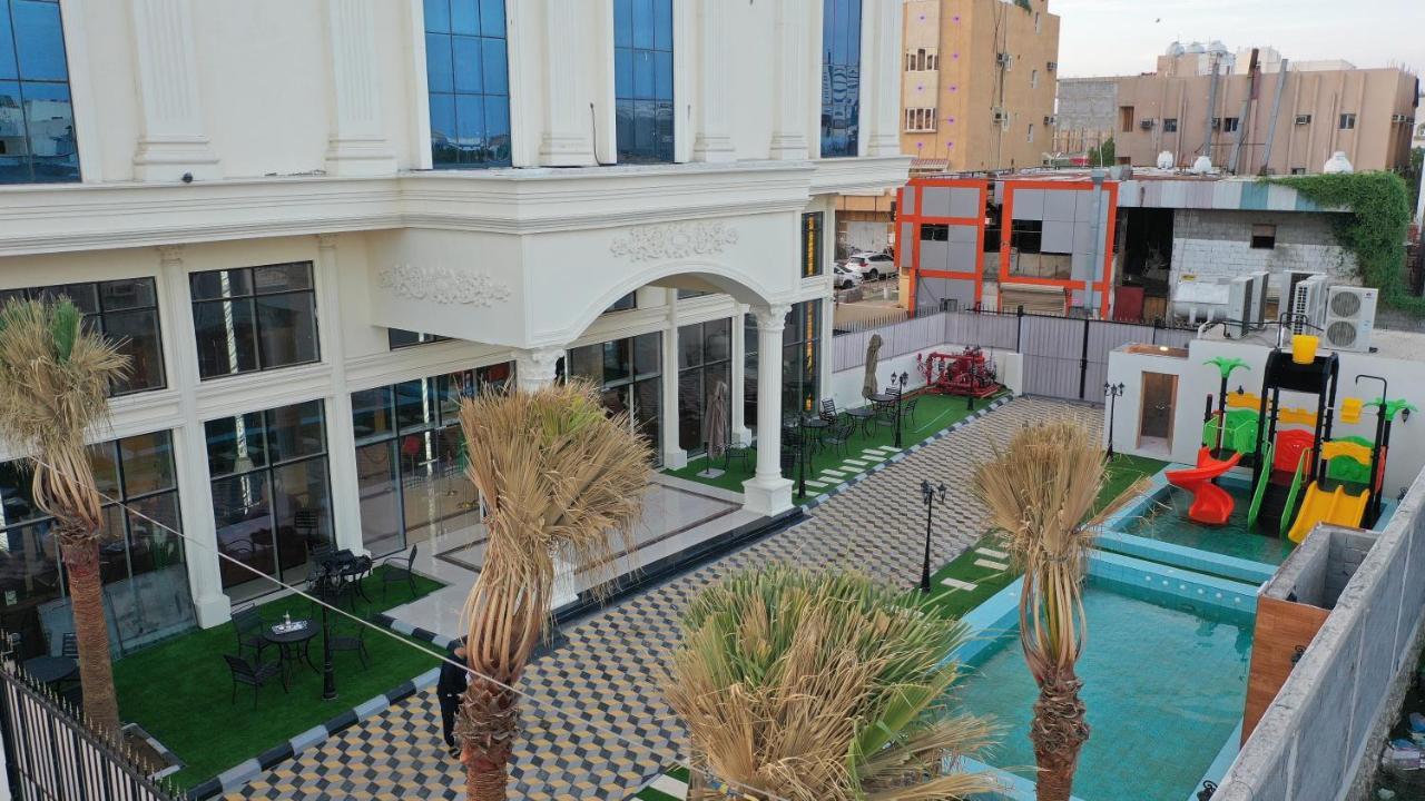نزل خيال للشقق المخدومه Jizan Esterno foto